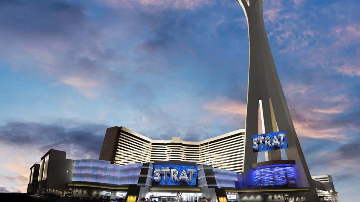 The-Strat-Hotel-Casino-Skypod